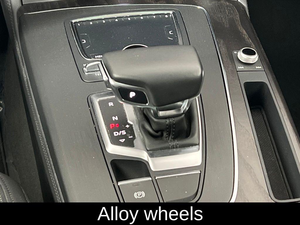 used 2020 Audi Q5 e car, priced at $25,700