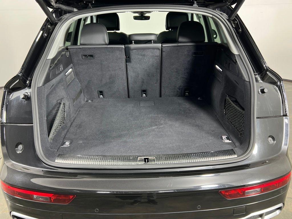 used 2020 Audi Q5 e car, priced at $25,700