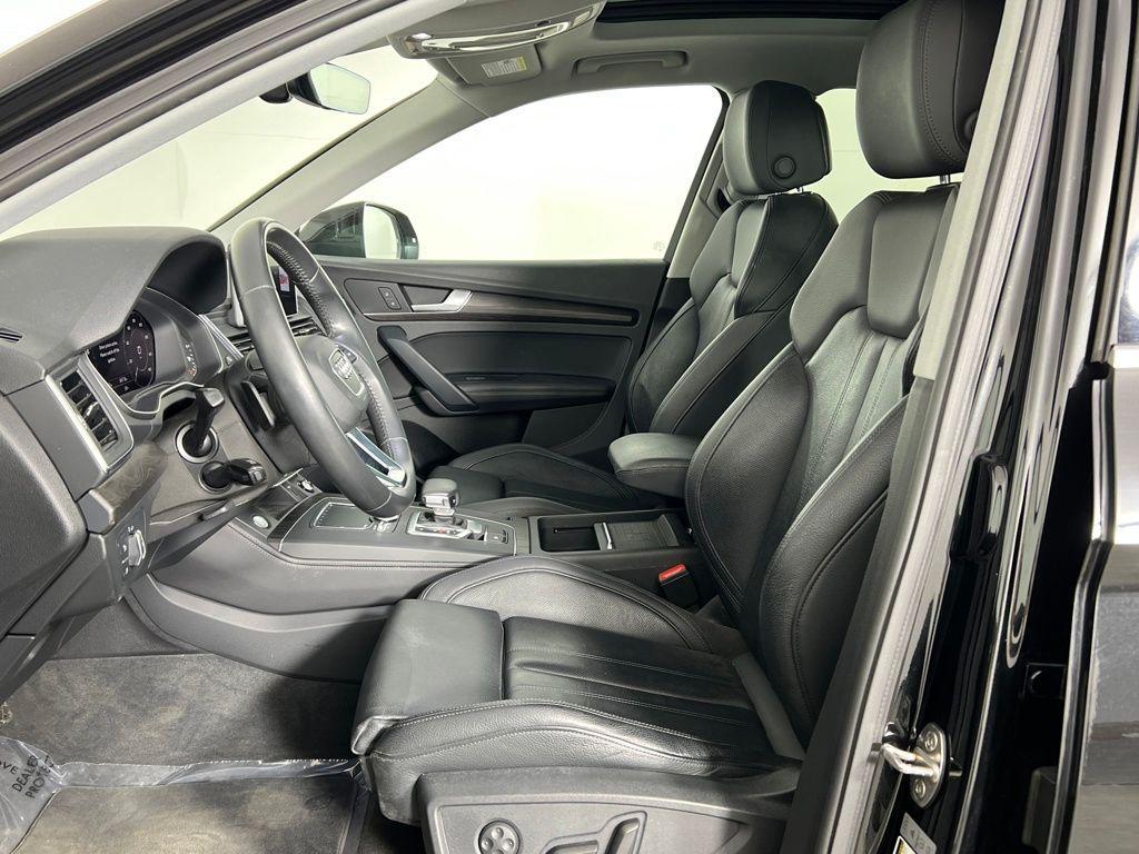 used 2020 Audi Q5 e car, priced at $25,700
