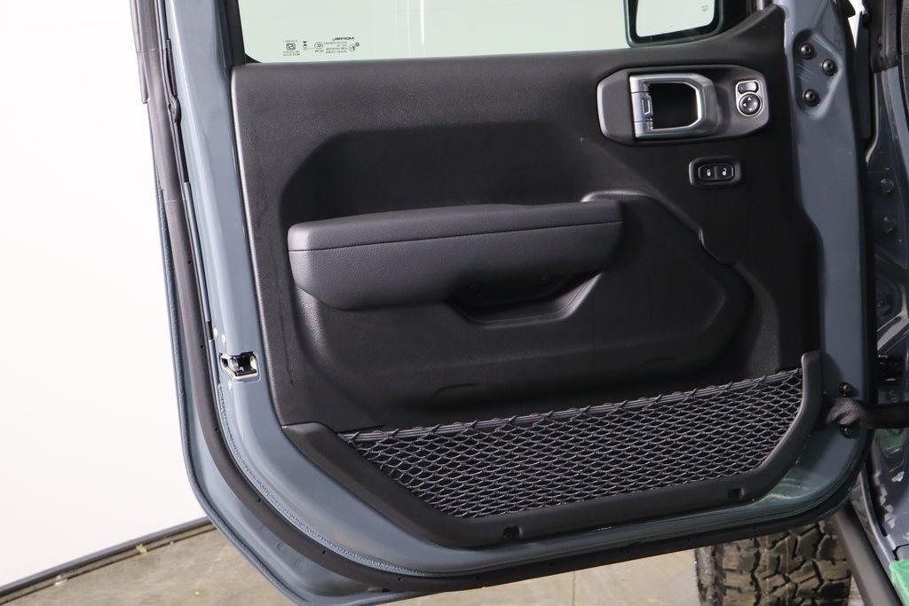 new 2026 Jeep Gladiator car, priced at $51,323