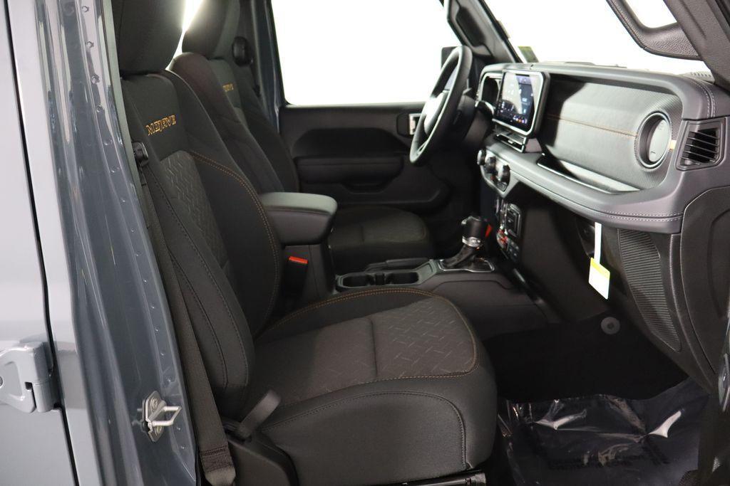 new 2026 Jeep Gladiator car, priced at $51,323