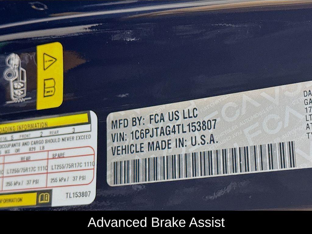 new 2026 Jeep Gladiator car, priced at $48,420