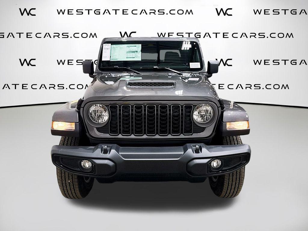 new 2026 Jeep Gladiator car, priced at $43,310