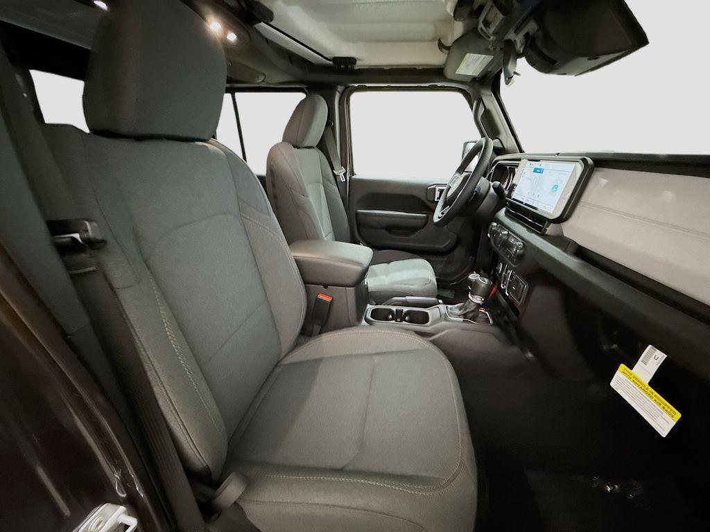 new 2026 Jeep Gladiator car, priced at $43,310