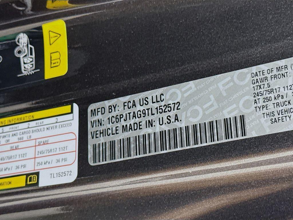 new 2026 Jeep Gladiator car, priced at $43,310