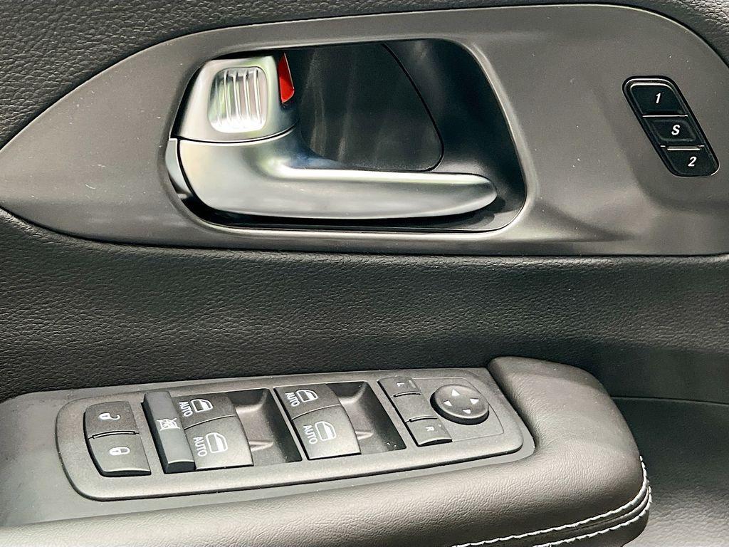 new 2026 Chrysler Pacifica car, priced at $42,064