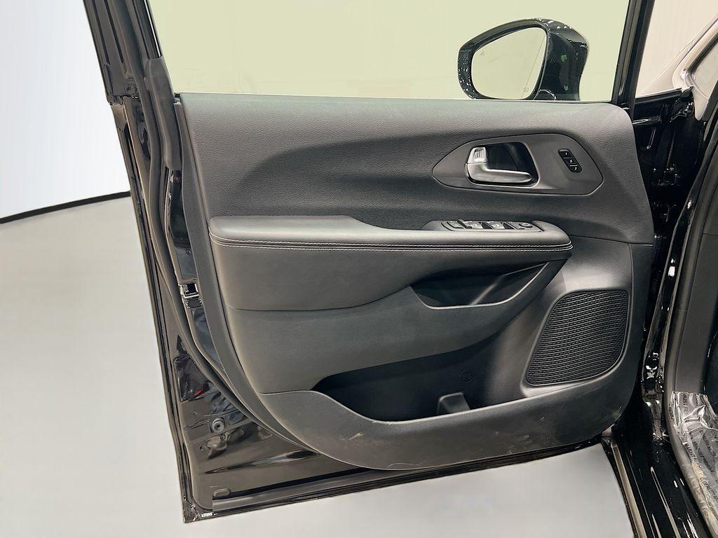 new 2026 Chrysler Pacifica car, priced at $42,064