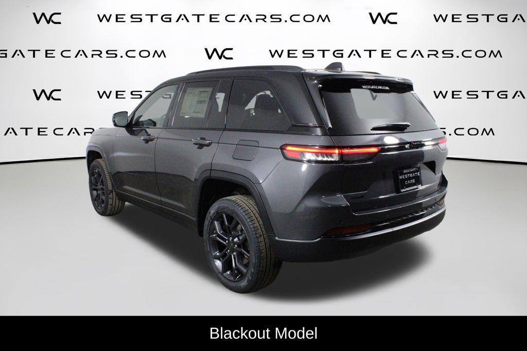 new 2025 Jeep Grand Cherokee car, priced at $42,229