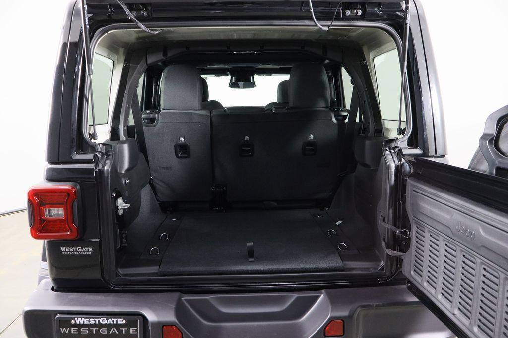 new 2026 Jeep Wrangler car, priced at $45,401