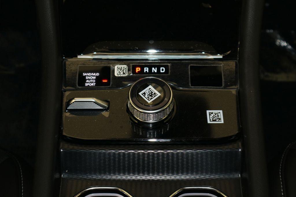 new 2026 Jeep Grand Cherokee car, priced at $44,064