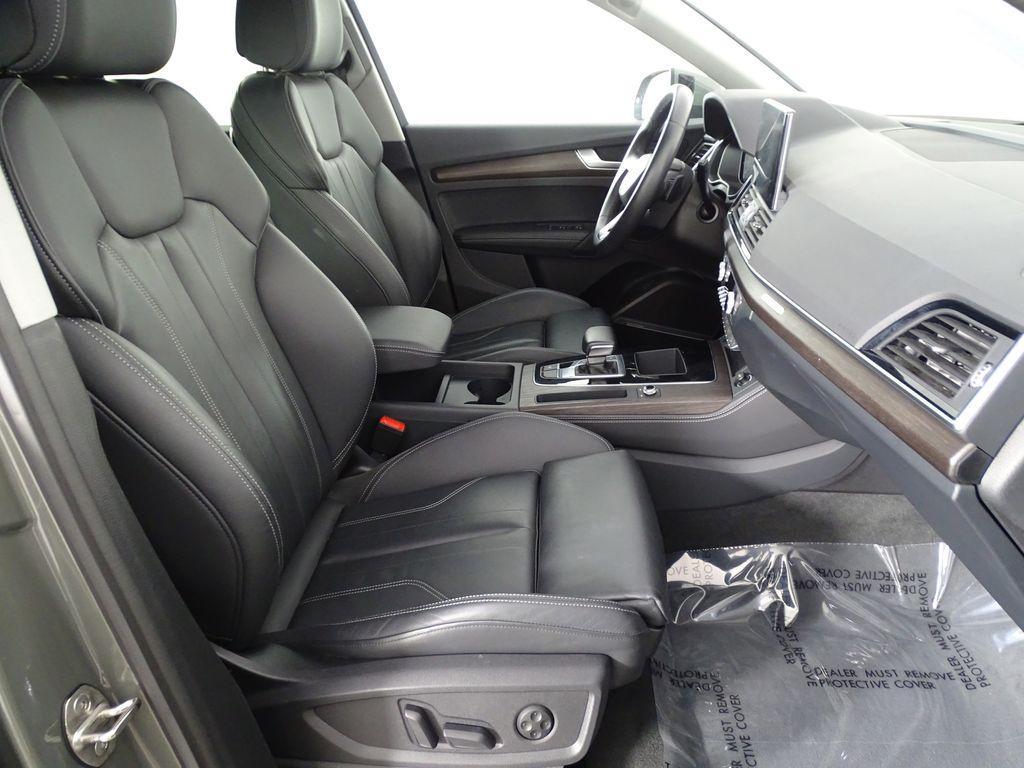 used 2024 Audi Q5 car, priced at $30,250