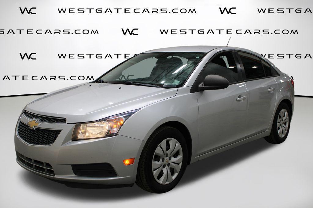 used 2014 Chevrolet Cruze car, priced at $5,800