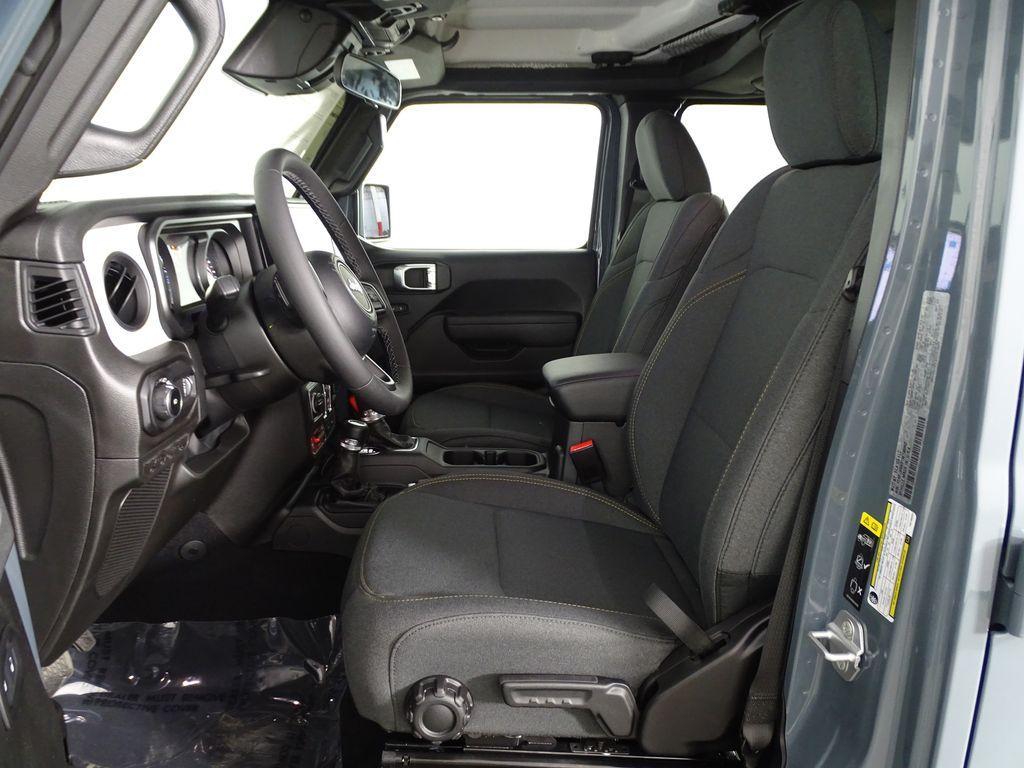 new 2026 Jeep Wrangler car, priced at $45,558