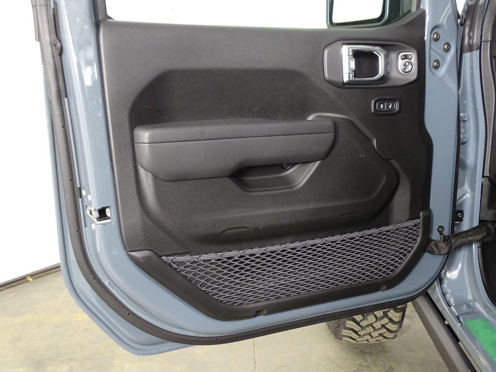 new 2026 Jeep Wrangler car, priced at $45,558