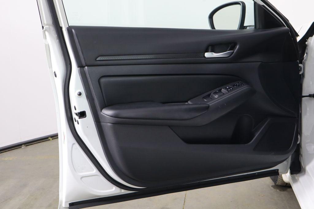 used 2022 Nissan Altima car, priced at $18,100