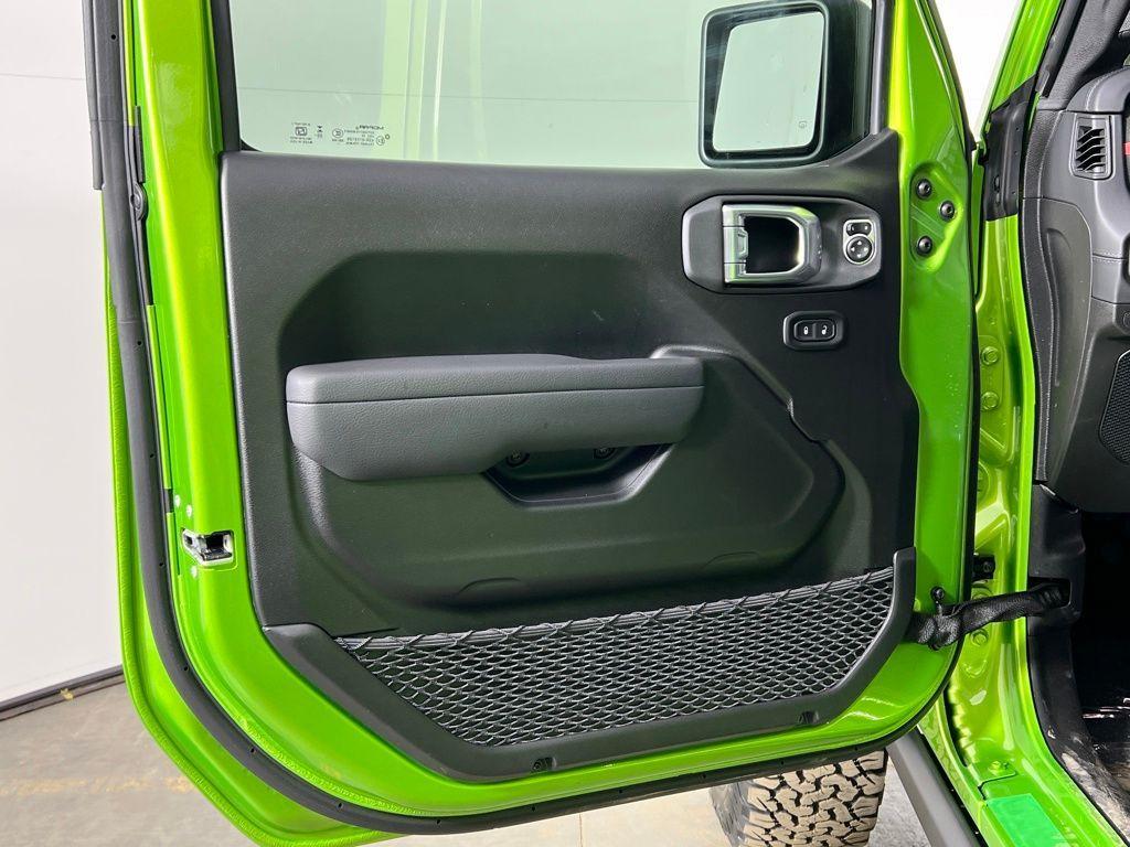 new 2026 Jeep Wrangler car, priced at $48,436