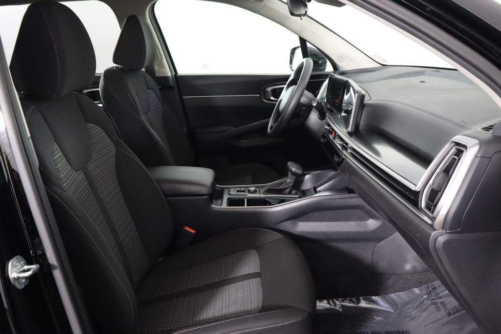 used 2025 Kia Sorento car, priced at $27,497