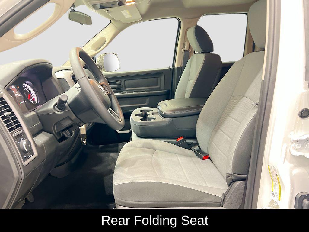 new 2024 Ram 1500 Classic car, priced at $39,875