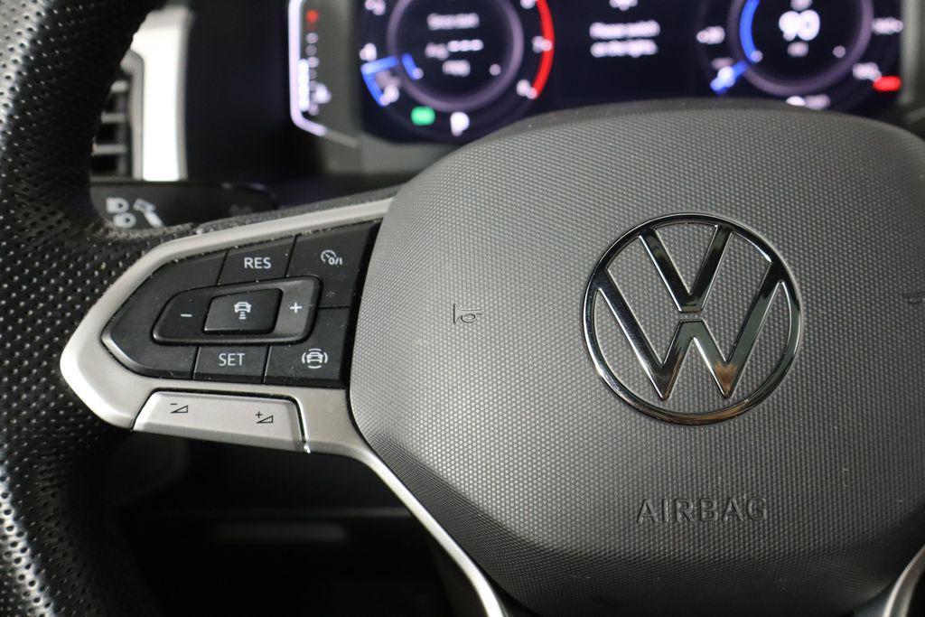 used 2020 Volkswagen Atlas Cross Sport car, priced at $15,600