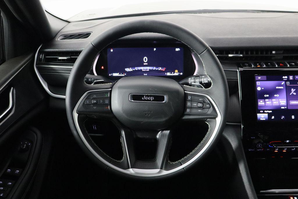 new 2026 Jeep Grand Cherokee car, priced at $32,765