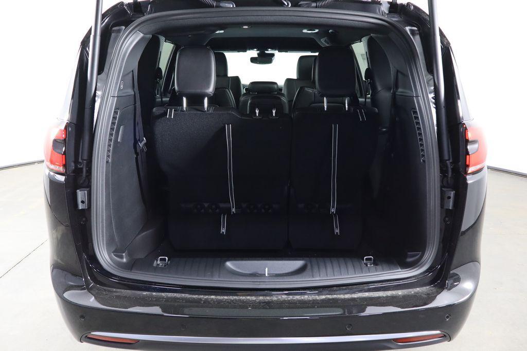 new 2027 Chrysler Pacifica car, priced at $46,460