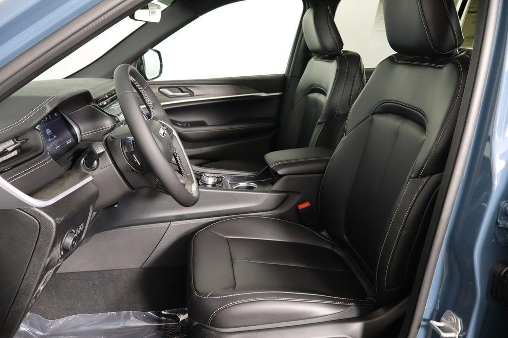 new 2026 Jeep Grand Cherokee L car, priced at $48,307