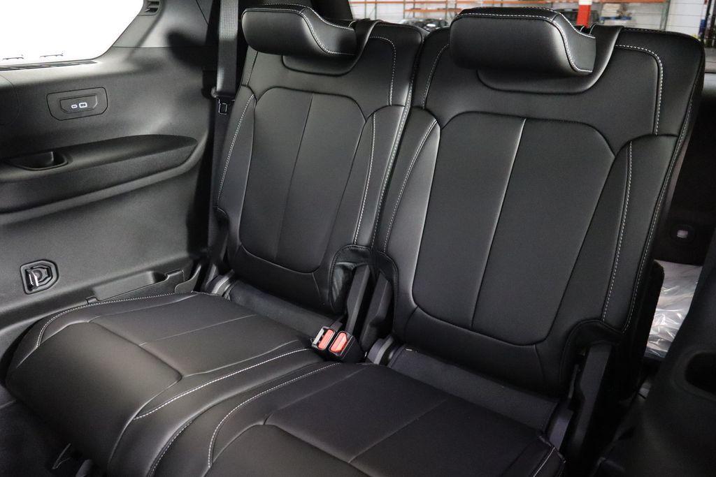 new 2026 Jeep Grand Cherokee L car, priced at $48,307