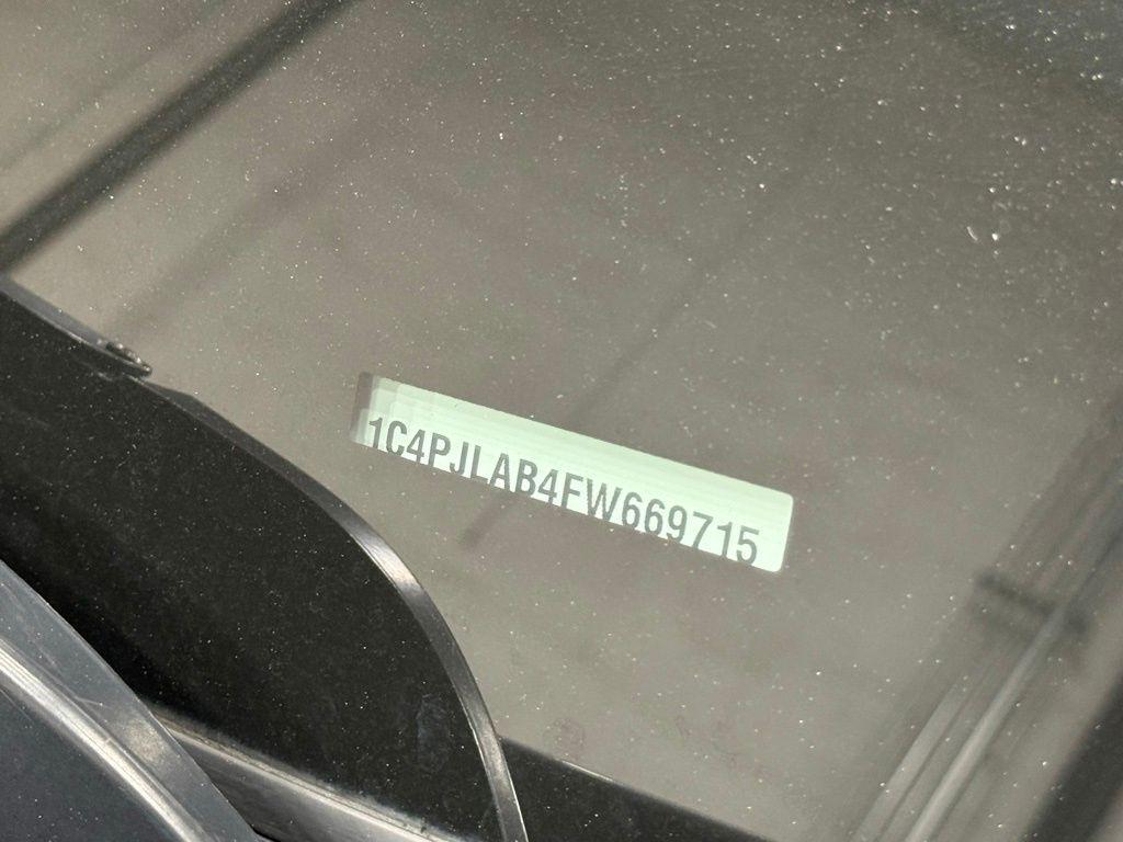 used 2015 Jeep Cherokee car, priced at $9,000