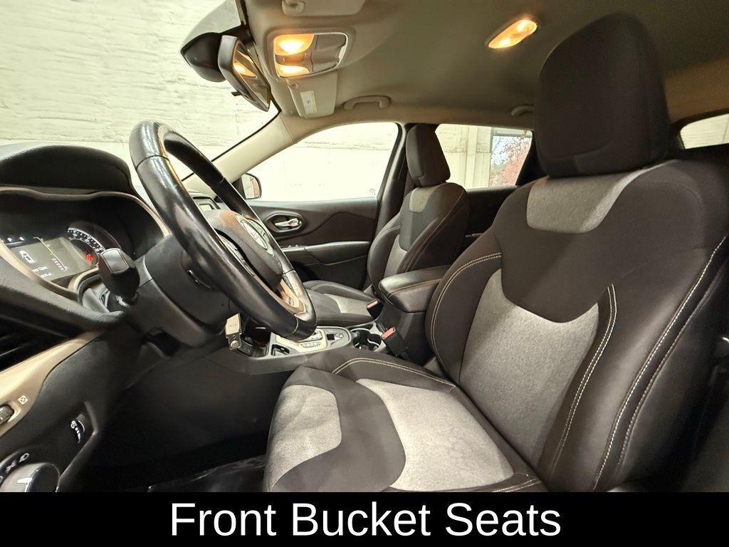 used 2015 Jeep Cherokee car, priced at $9,000