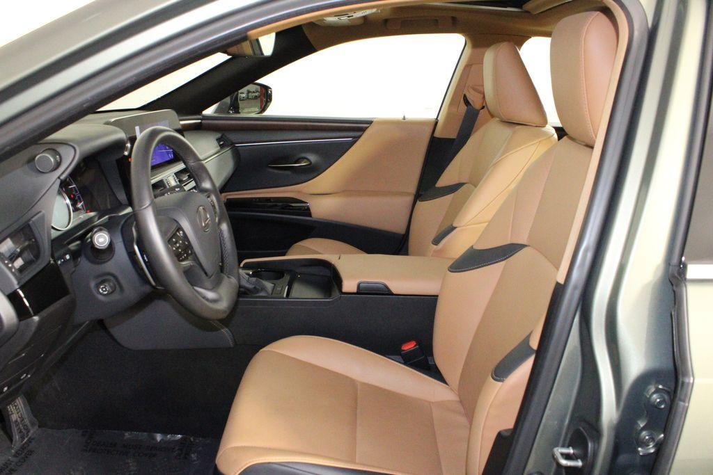 used 2024 Lexus ES 350 car, priced at $36,600