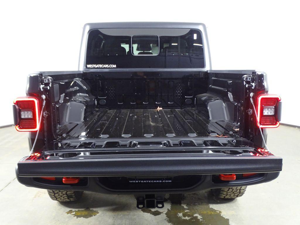 new 2026 Jeep Gladiator car, priced at $51,712