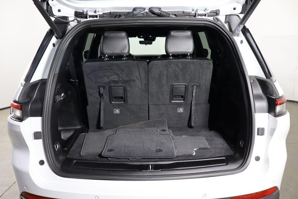 used 2025 Jeep Grand Cherokee L car, priced at $37,797