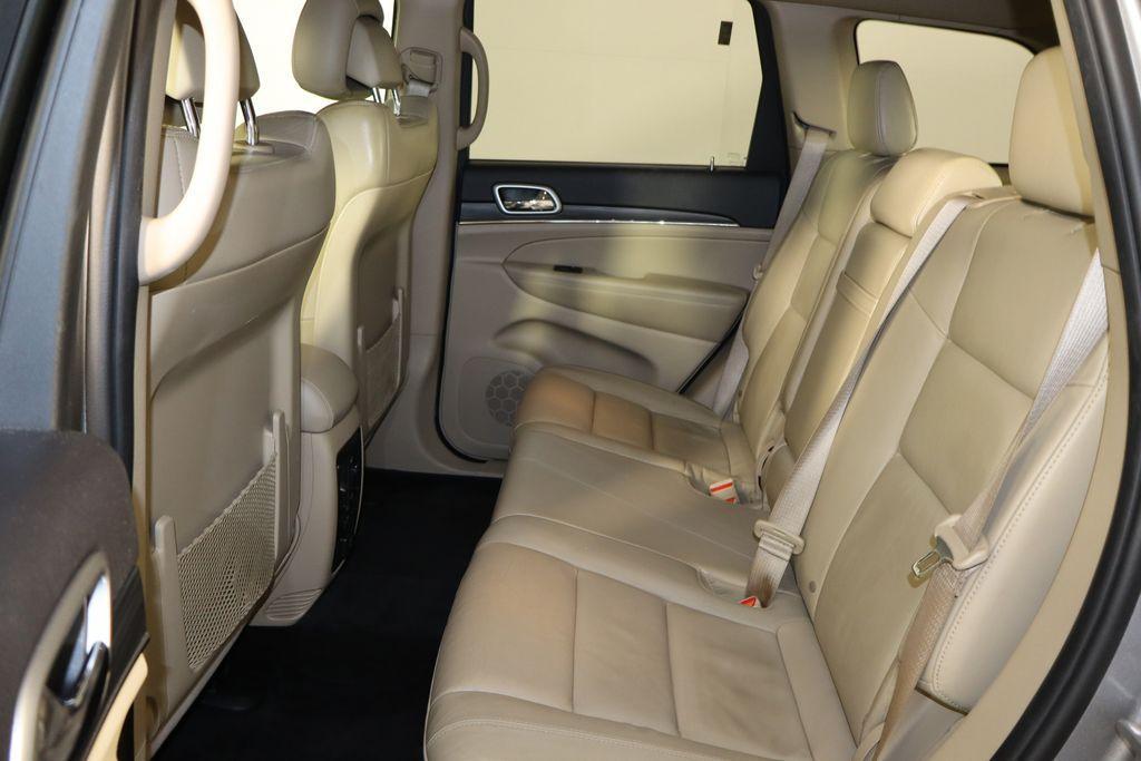 used 2019 Jeep Grand Cherokee car, priced at $17,597