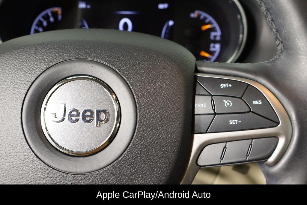used 2019 Jeep Grand Cherokee car, priced at $17,597