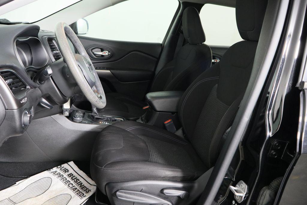 used 2021 Jeep Cherokee car, priced at $19,500