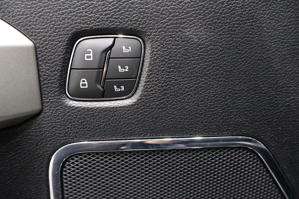 used 2021 Ford F-250 car, priced at $57,297