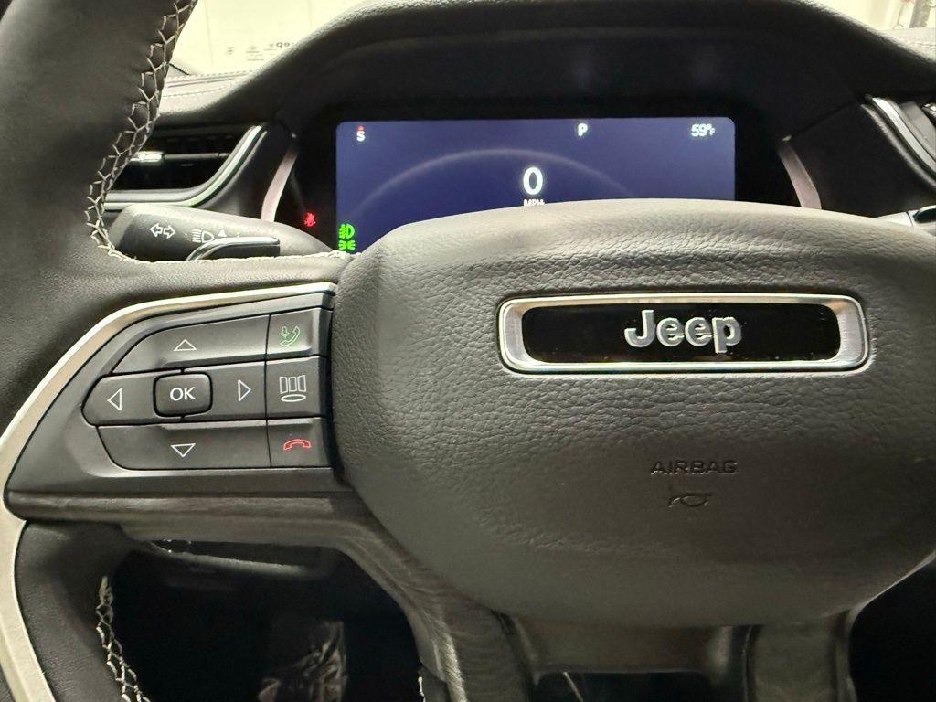 new 2025 Jeep Grand Cherokee car, priced at $39,457