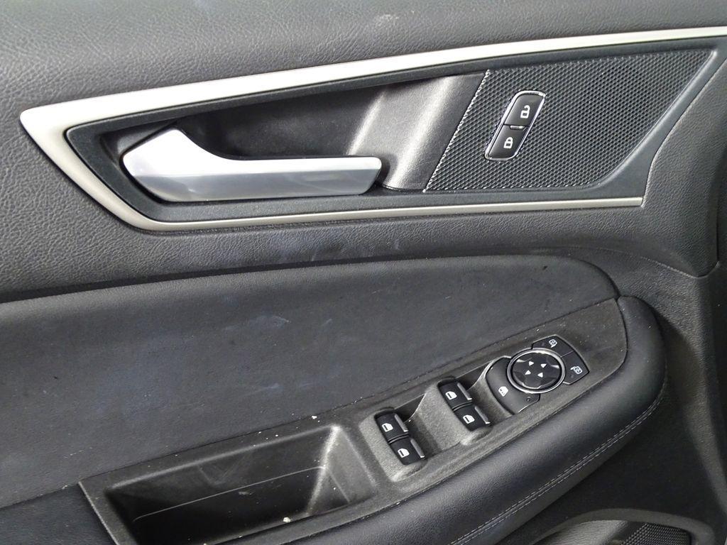 used 2024 Ford Edge car, priced at $22,350