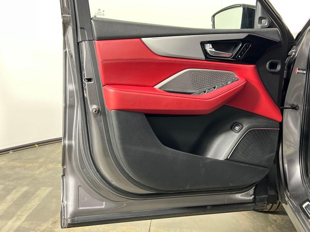 used 2022 Acura MDX car, priced at $35,400