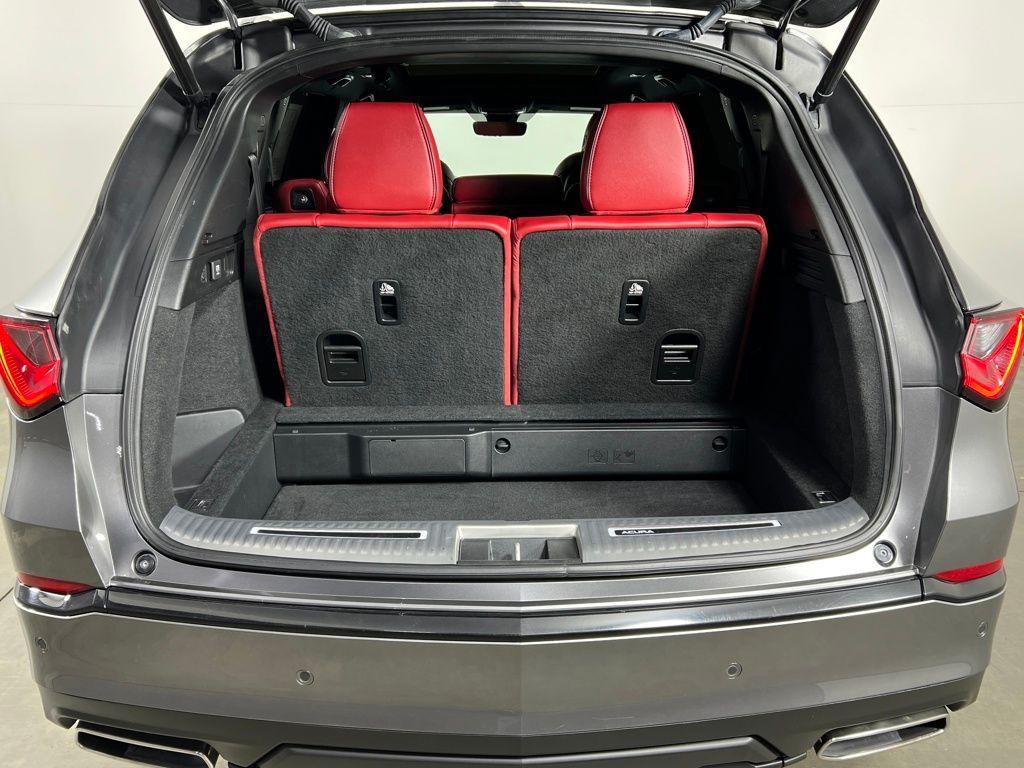 used 2022 Acura MDX car, priced at $35,400