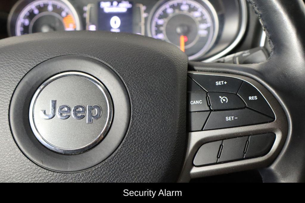 used 2019 Jeep Cherokee car, priced at $16,597