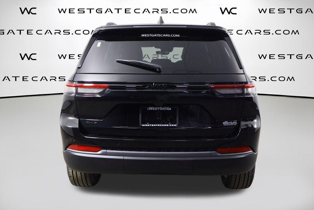 new 2026 Jeep Grand Cherokee car, priced at $47,294