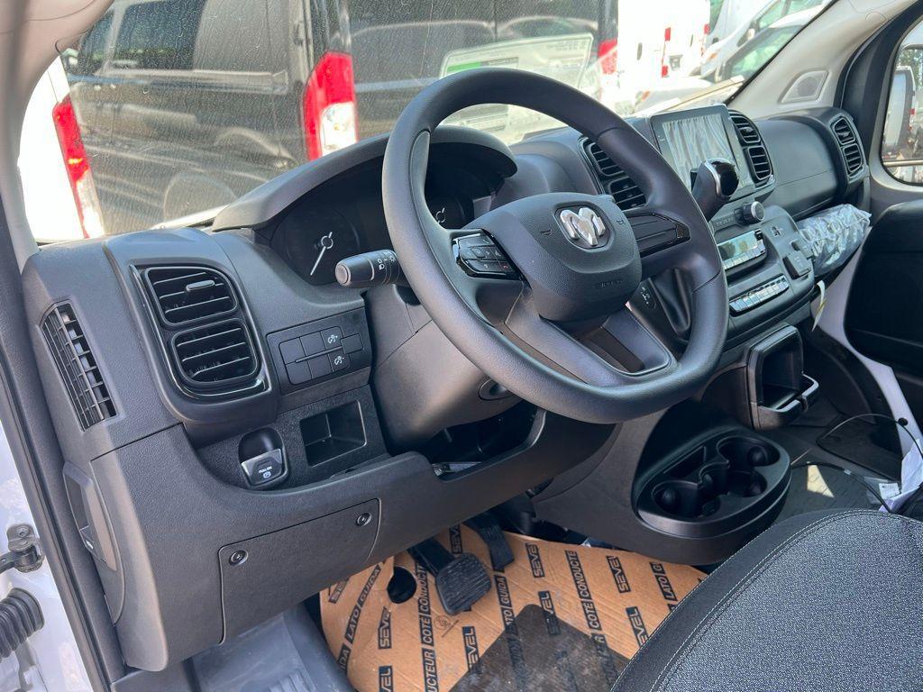 new 2025 Ram ProMaster 2500 car, priced at $45,168
