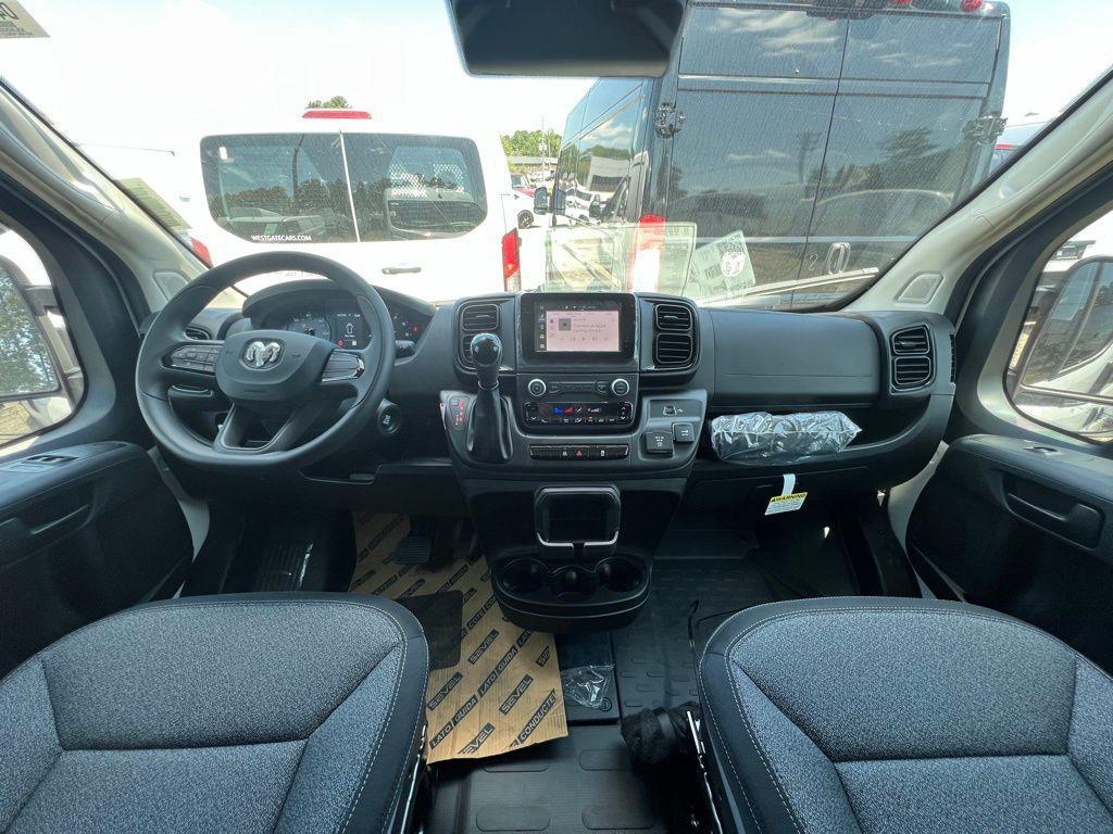 new 2025 Ram ProMaster 2500 car, priced at $45,168