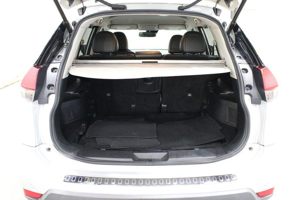 used 2020 Nissan Rogue car, priced at $18,300