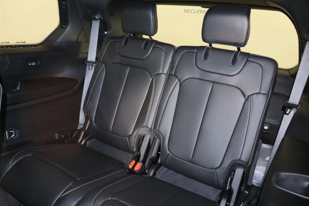 new 2026 Jeep Grand Cherokee L car, priced at $48,307