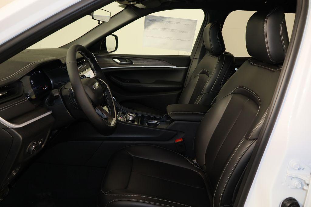 new 2026 Jeep Grand Cherokee L car, priced at $48,307