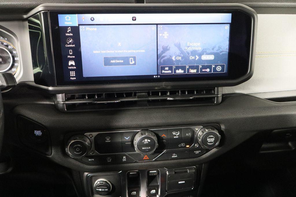 new 2026 Jeep Wrangler car, priced at $33,962