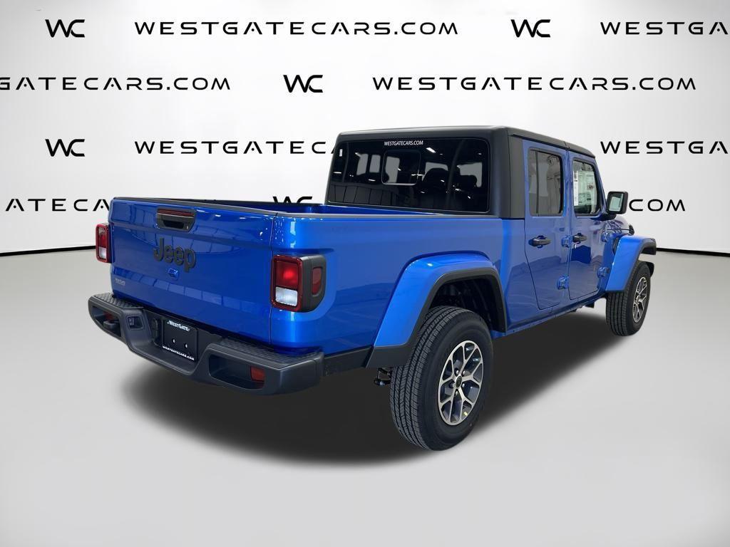 new 2026 Jeep Gladiator car, priced at $43,013