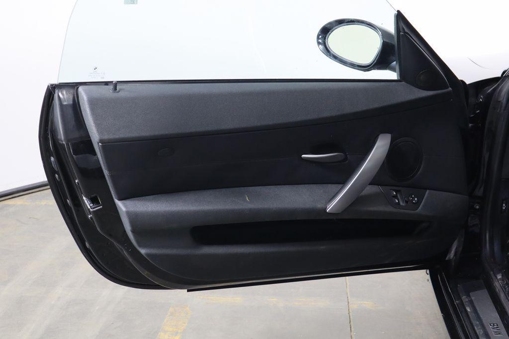 used 2006 BMW Z4 car, priced at $9,100